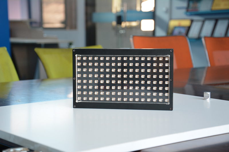 藍盾固化設(shè)備UV固化燈的優(yōu)點